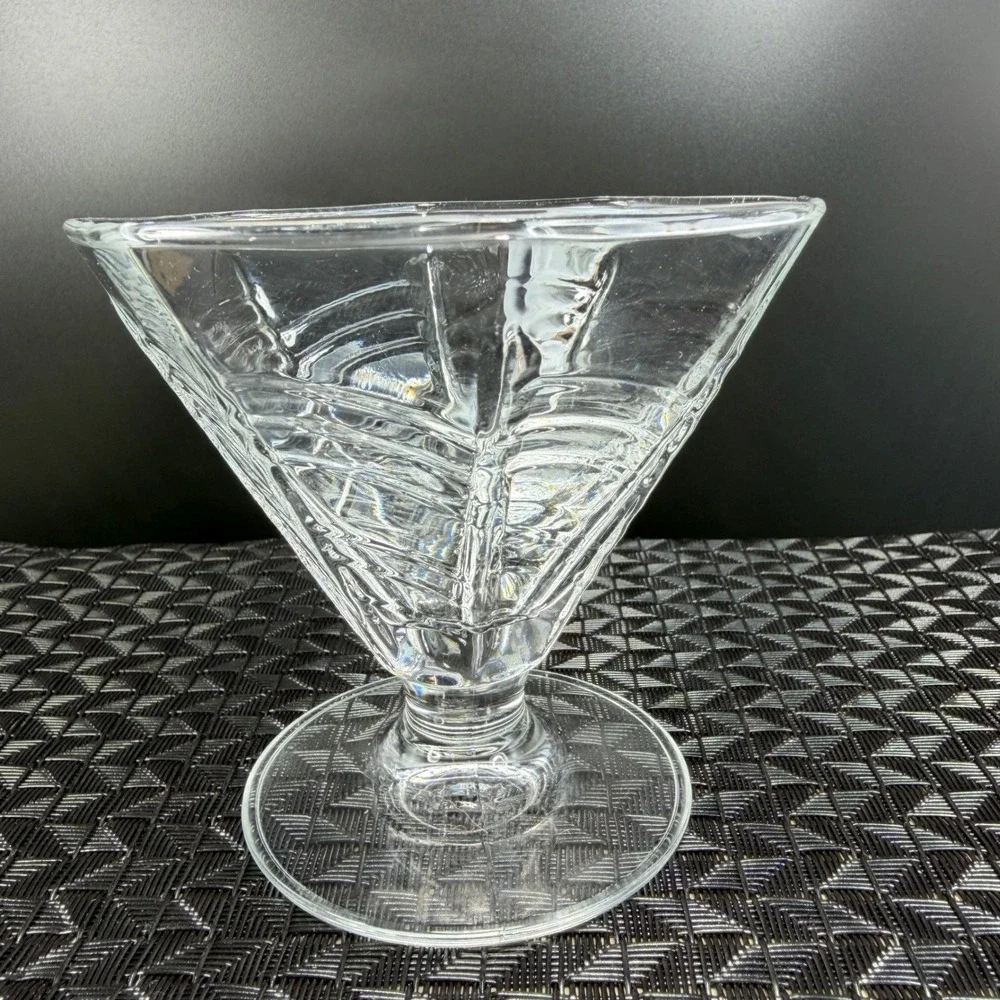 Dansk Summerhouse Clear Glass Footed Dessert Bowls Art Deco Hexagonal Set of 2‎
